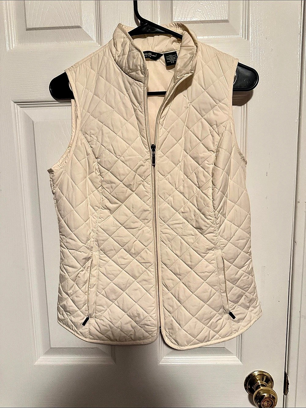 Eddie Bauer Women's Quilted Full-Zip Vest Cream XS
